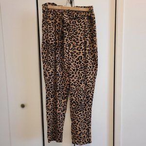 Essue leopard print pant